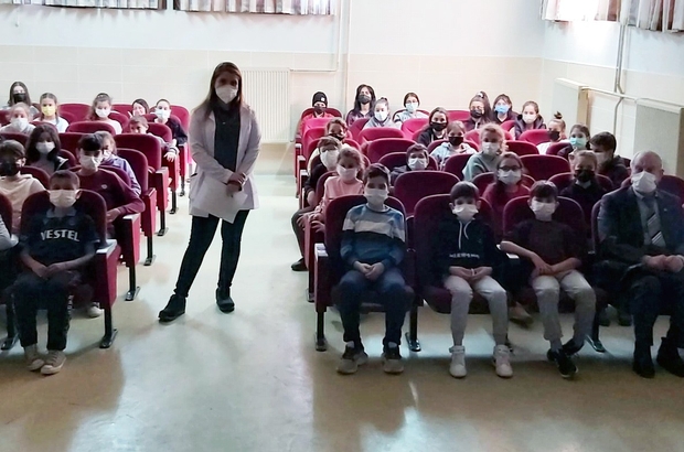 Mudanya’da öğrencilere verem mikrobu anlatıldı